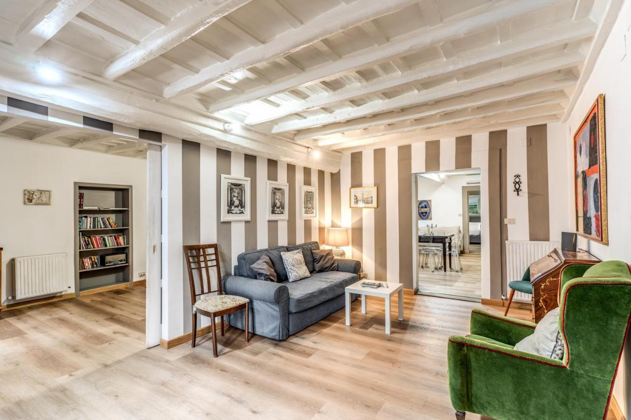 Lovely Spacious Apartment Near The Colosseum Roma Exterior foto