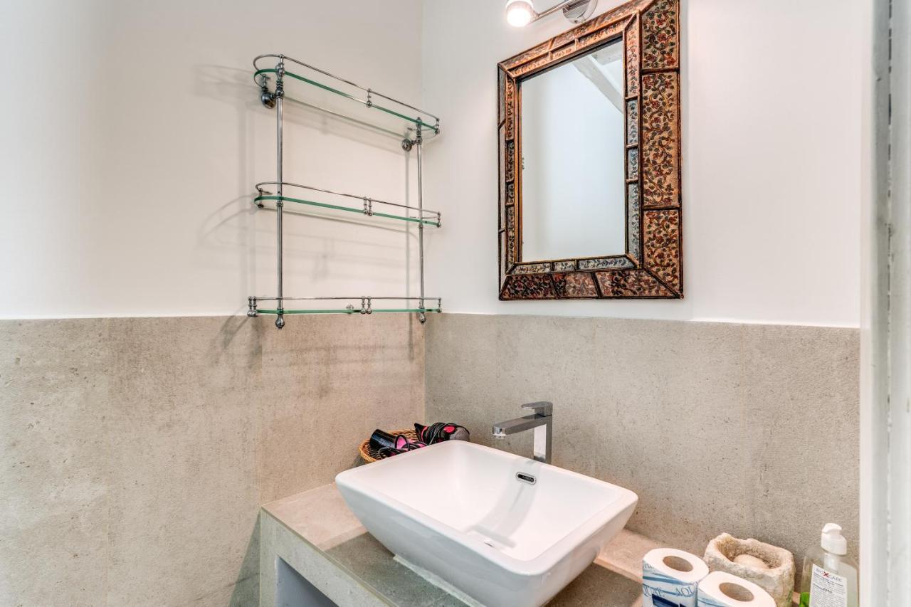 Lovely Spacious Apartment Near The Colosseum Roma Exterior foto