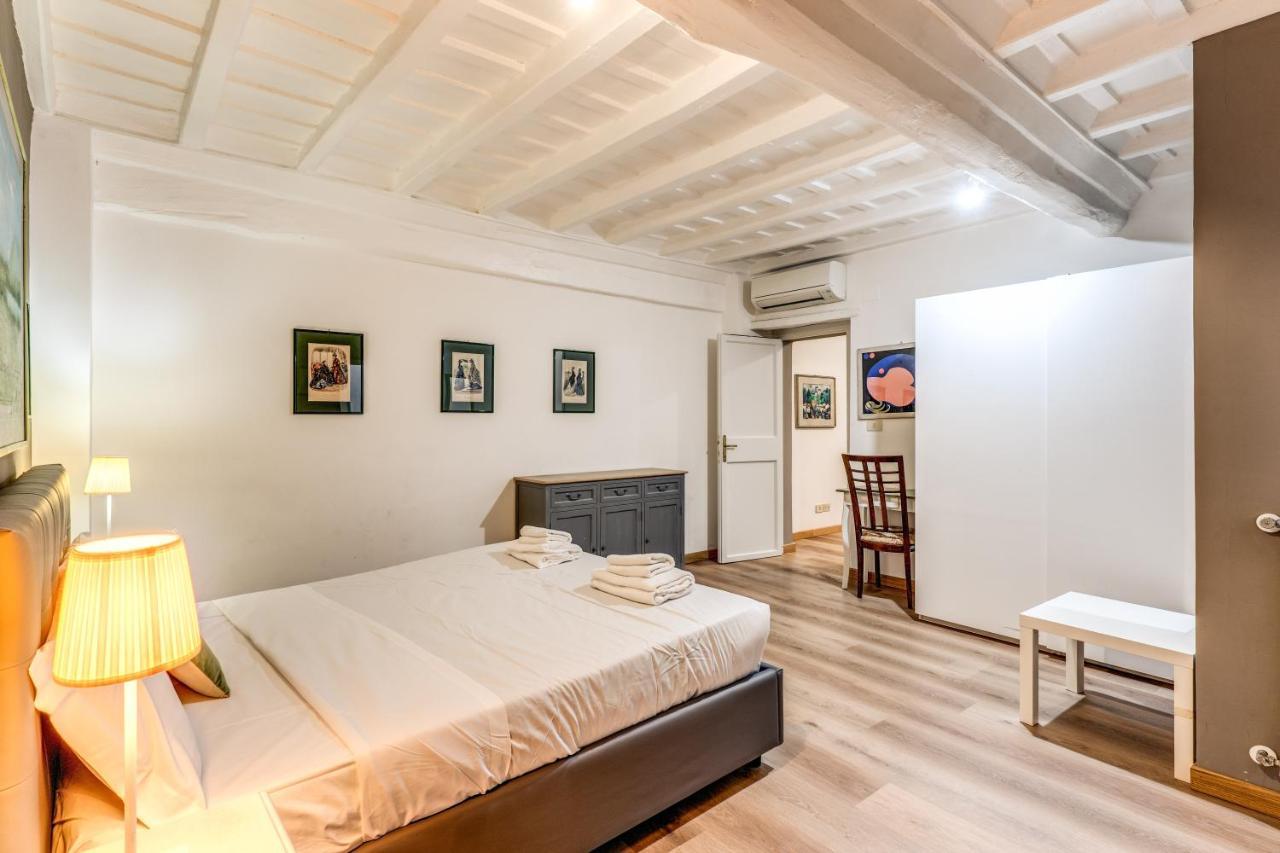 Lovely Spacious Apartment Near The Colosseum Roma Exterior foto